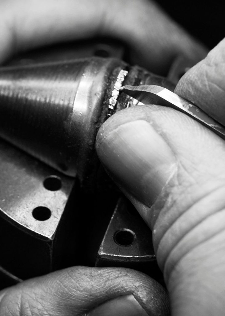 Fabricando anillo FMF JOYERO